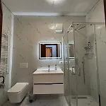 Location Kristi 05 تيرانا